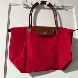 NWT Large Red Longchamp Le Pliage Tote Bag